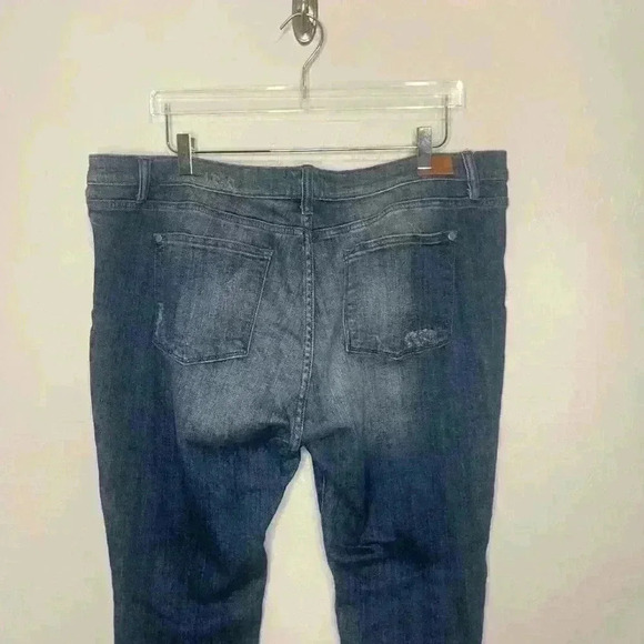 Judy Blue Distressed Skinny Fit Jeans 3XL #88 - Picture 5 of 6
